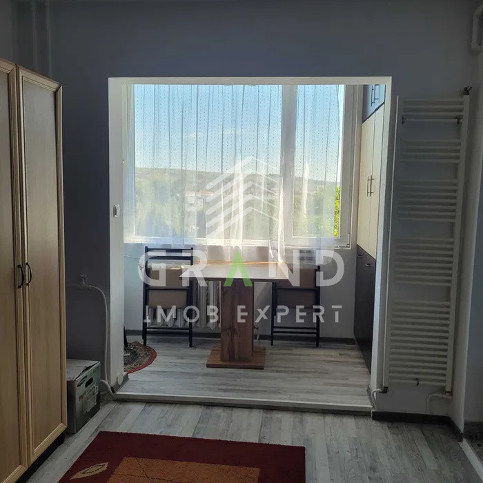 GARSONIERA ECONOMA, BALCON INCHIS, zona Marasti