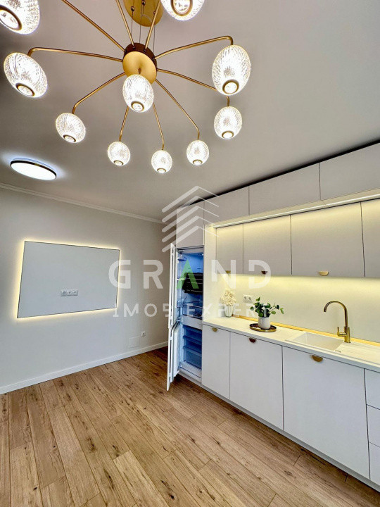 Ap. Ultrafinisat 3 Camere- bloc nou –Mobilat&Utilat – Locație Excelentă