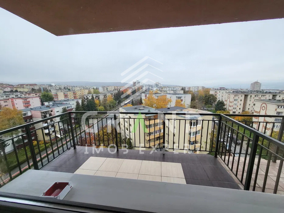 Ap 3 camere/ 2 DORMITOARE / BALCON / zona Zorilor
