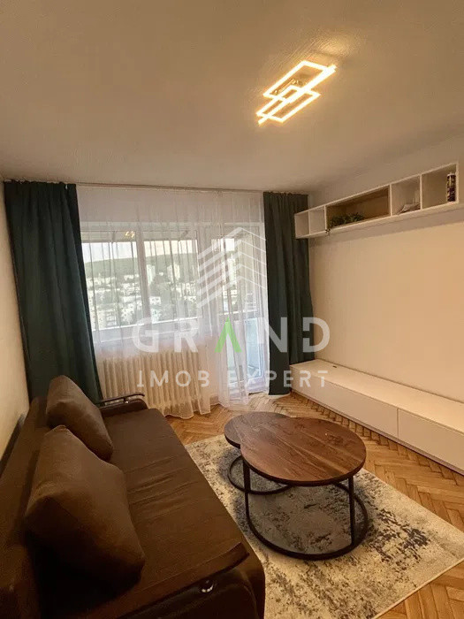 Ap 2 camere DECOMANDAT, BALCON, zona Manastur
