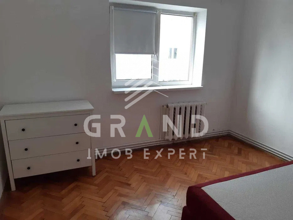 Ap 3 camere DECOMANDAT, BALCON, PARCARE, CAT-FRIENDLY, zona Manastur