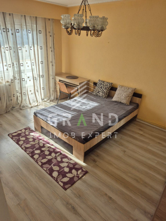Ap 3 camere DECOMANDAT, 2 BALCOANE, zona Manastur/Primaverii