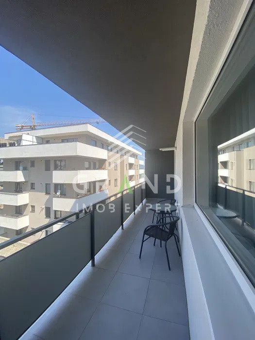 Ap de 1 camera MODERN, BALCON, PARCARE, zona Vivo