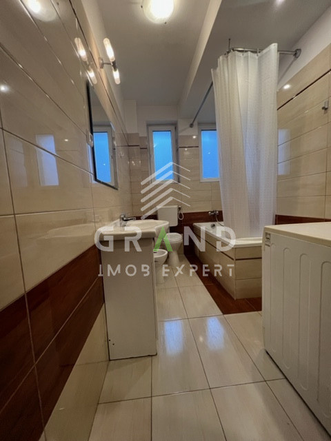 OPORTUNITATE!Ap 5 camere,MODERN,TERASA,PARCARE,Zona Padurii/Zorilor