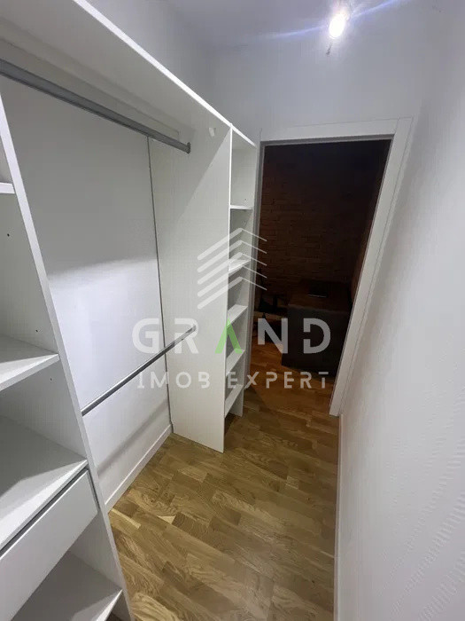 Ap 2 camere RENOVAT, CURTE INTERIOARA, zona CENTRU/Avram Iancu