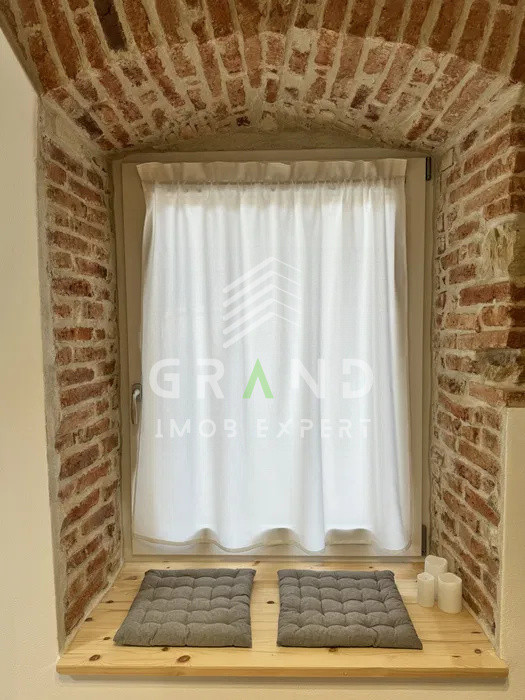 GARSONIERA MODERNA, CURTE INTERIOARA, zona Ultracentrala/Piata Muzeului