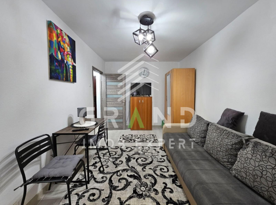 Garsoniera,ECONOMA,Balcon,Zona Zorilor/Rapsodiei 