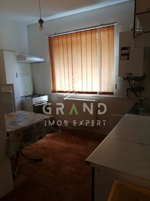 Ap 2 camere, BALCON, PARCARE, zona Manastur/Frunzisului