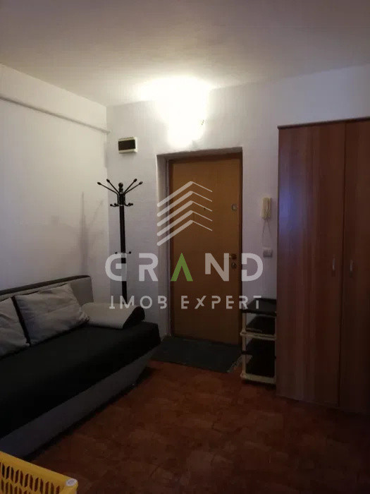 Ap 2 camere, BALCON, PARCARE, zona Manastur/Frunzisului