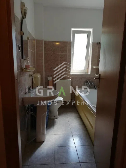 Ap 2 camere, BALCON, PARCARE, zona Manastur/Frunzisului