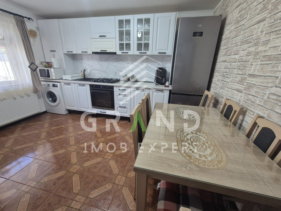 Ap 3 CAMERE, 2 BALCOANE INCHISE, 2 LOCURI DE PARCARE, zona Iris/Sobarilor