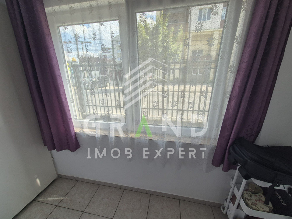 Ap 3 CAMERE, 2 BALCOANE INCHISE, 2 LOCURI DE PARCARE, zona Iris/Sobarilor