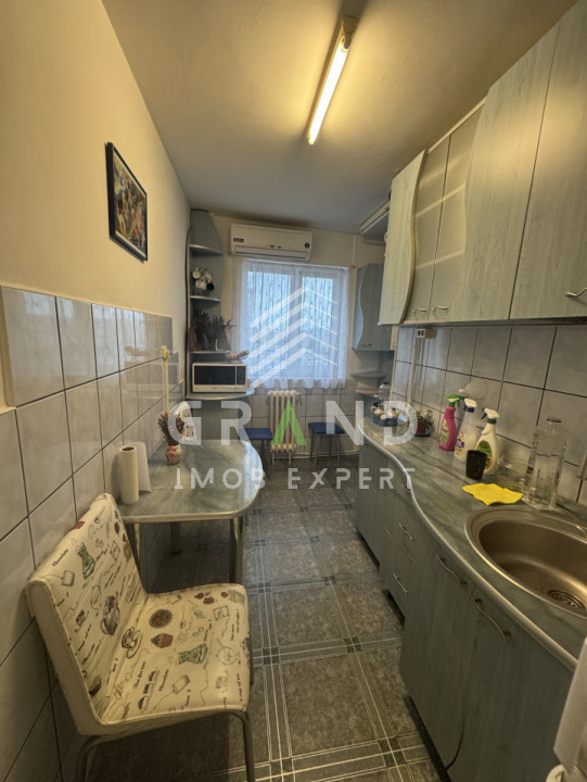 OPORTUNITATE! Ap 2 camere,DECOMANDAT, BALCON, zona Manastur