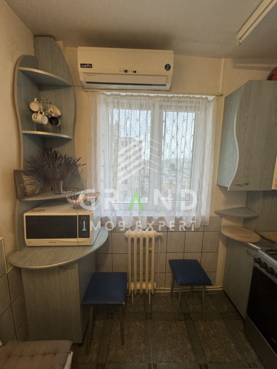 OPORTUNITATE! Ap 2 camere,DECOMANDAT, BALCON, zona Manastur