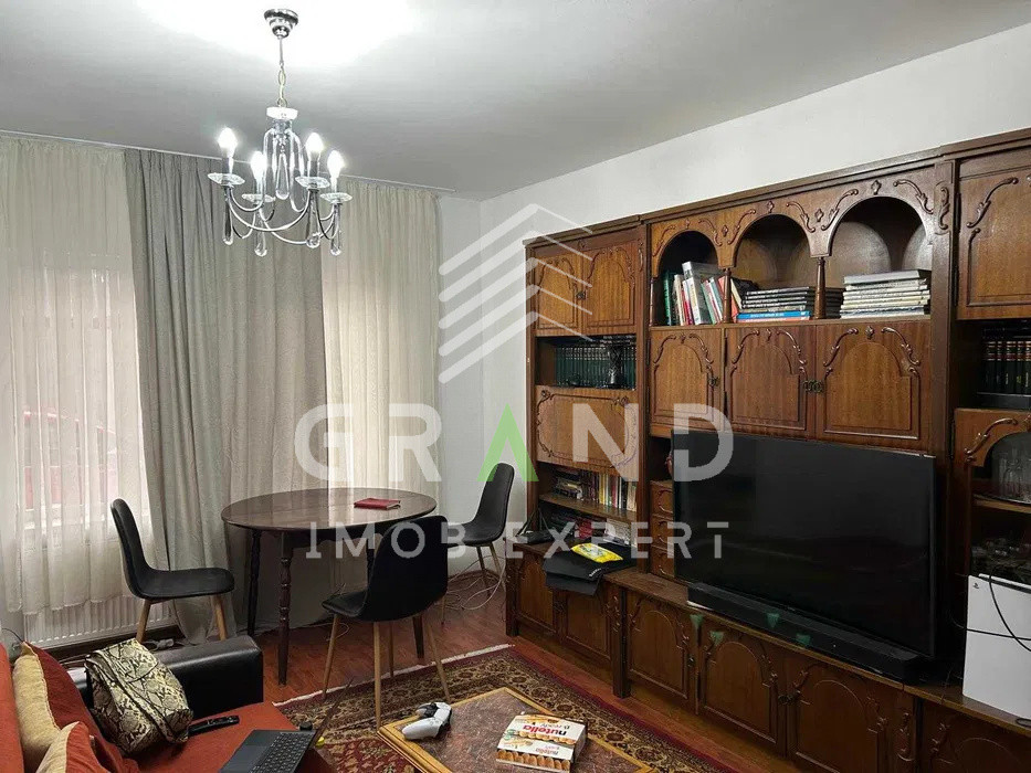 Apartament Generos 110 mp, 4 Camere, curte comuna cu parcare-Str.Campului, Cluj