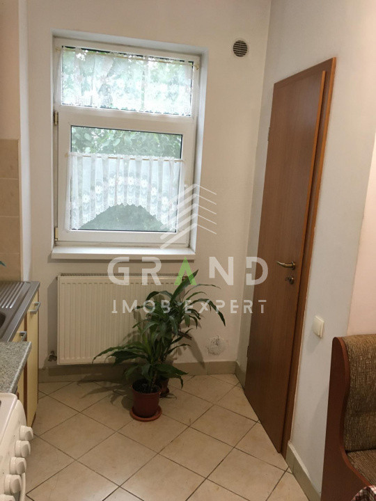 Ap 2 camere | DECOMANDAT, | BALCON |  CALEA TURZII/BENZINARIA MOL
