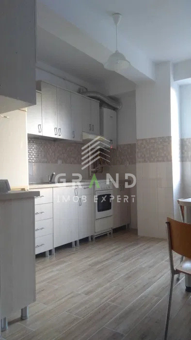 Ap 2 camere DECOMANDAT, BALCON, zona Gheorgheni/Soporului