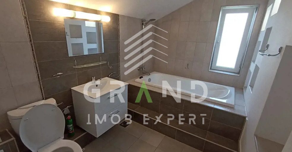 Ap 3 camere / 100mp / 2 TERASE / PARCARE / zona Manastur/Campului