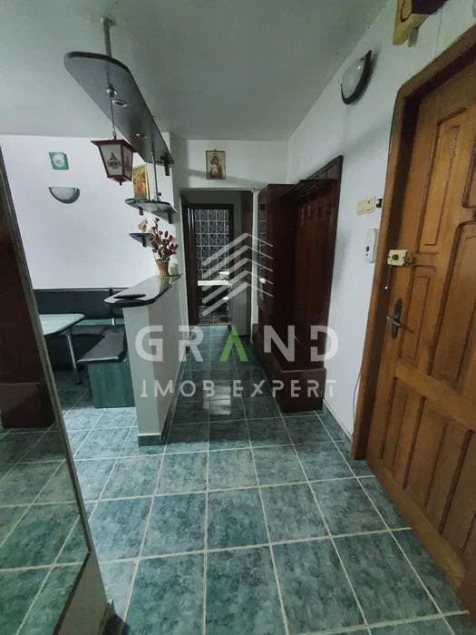 Ap 2 camere DECOMANDAT, BALCON, PARCARE, zona Manastur/Big
