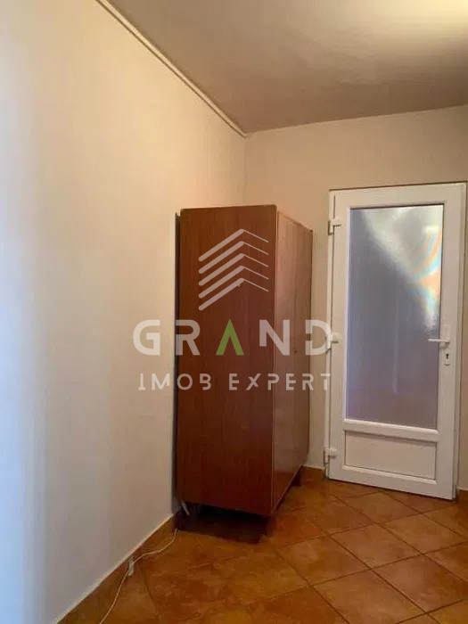 Ap 2 camere DECOMANDAT, BALCON INCHIS, zona Manastur