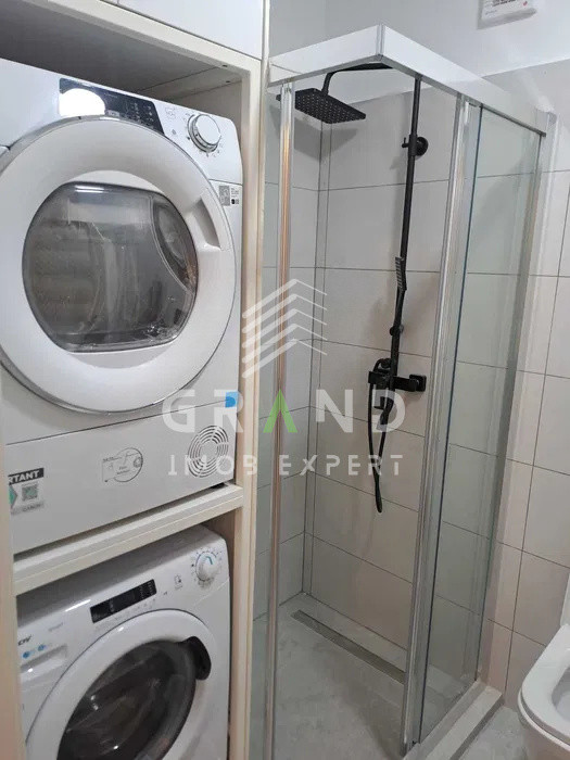 Ap 1 camera DECOMANDAT, BALCON, PARCARE SUBTERANA, zona Manastur