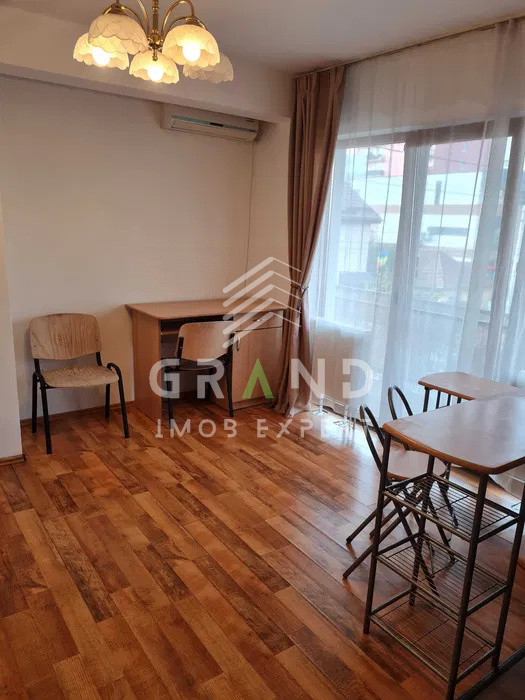 Ap 2 camere, BALCON 9MP, PARCARE, zona Intre Lacuri