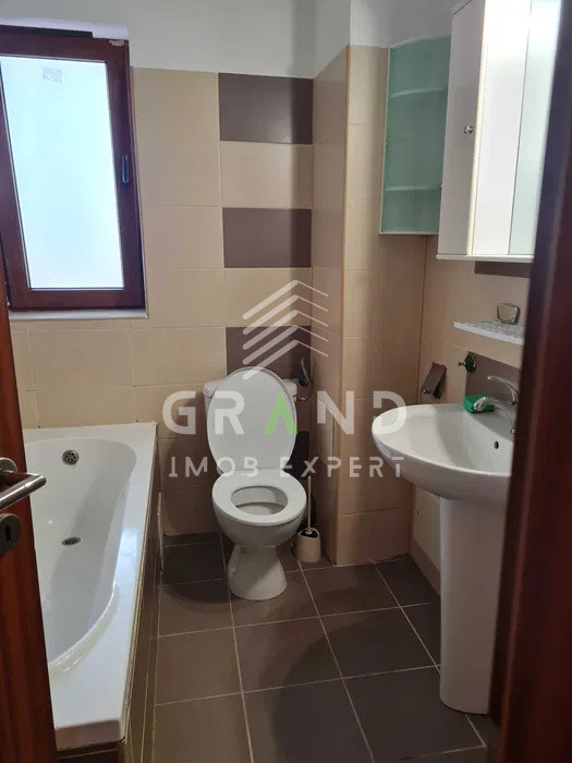 Ap 2 camere, BALCON 9MP, PARCARE, zona Intre Lacuri