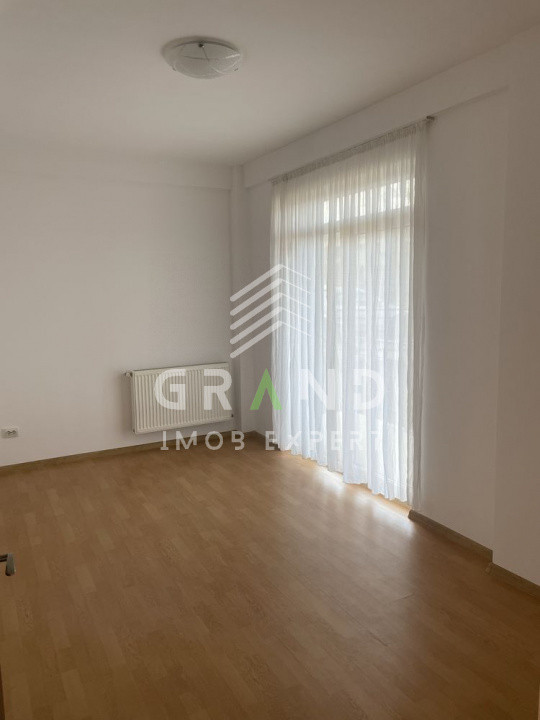 Ap 3 camere, 70 mp | TERASA | 2 BALCOANE | Manastur/Mehedinti