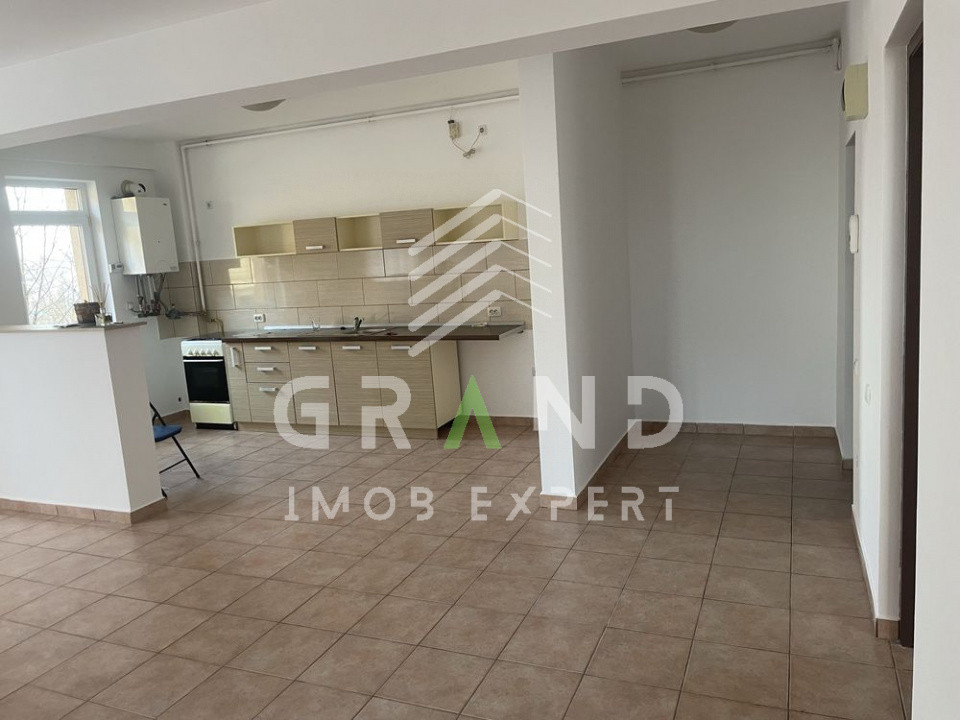 Ap 3 camere, 70 mp | TERASA | 2 BALCOANE | Manastur/Mehedinti