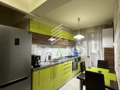 Ap 2 camere, BALCON, zona Grigorescu