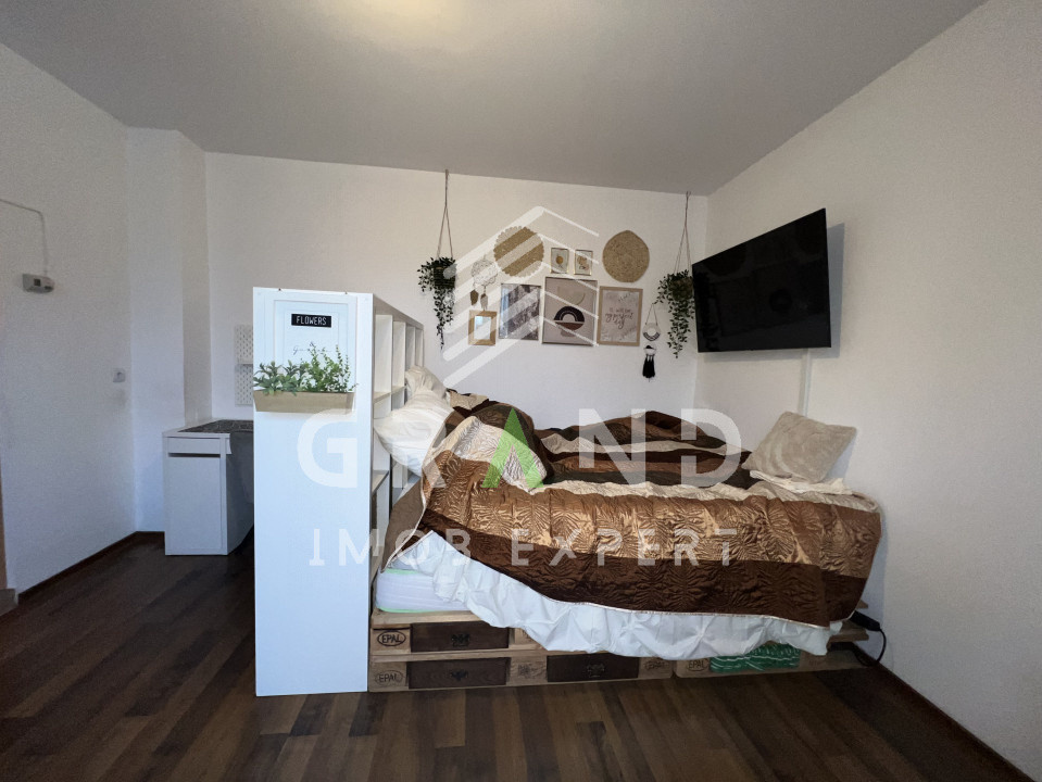 GARSONIERA la casa,ECONOMA,PARCARE,ZONA ANDREI MURESANU