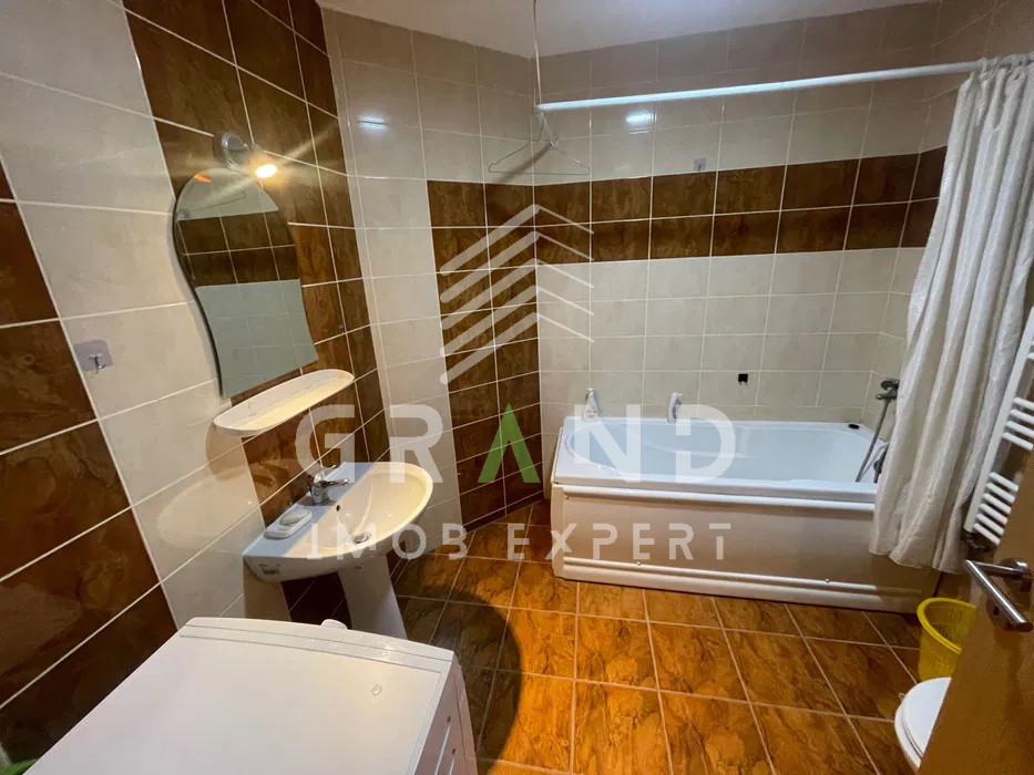 Ap 2 camere, BALCON, PARCARE, zona Calea Motilor