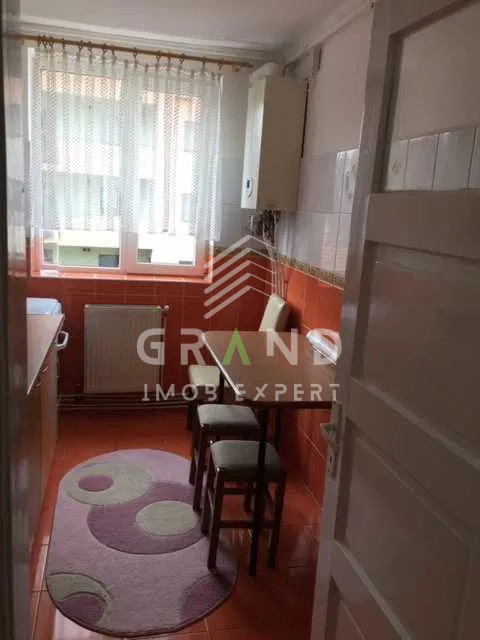 Ap 2 camere, BALCON, PARCARE, zona Horea