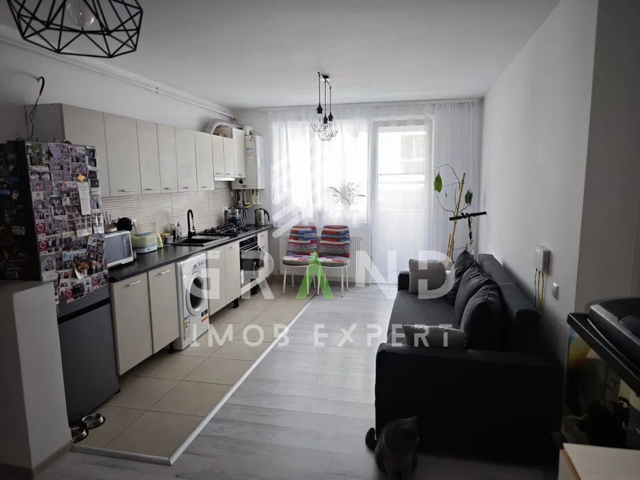 Floresti: apartament de vanzare 2 camere-mobilat, parcare inclusă, gata de mutat
