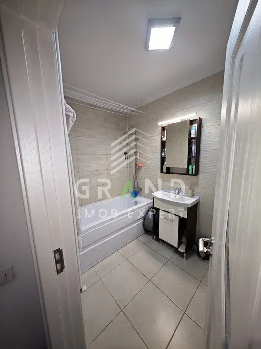 Floresti: apartament de vanzare 2 camere-mobilat, parcare inclusă, gata de mutat