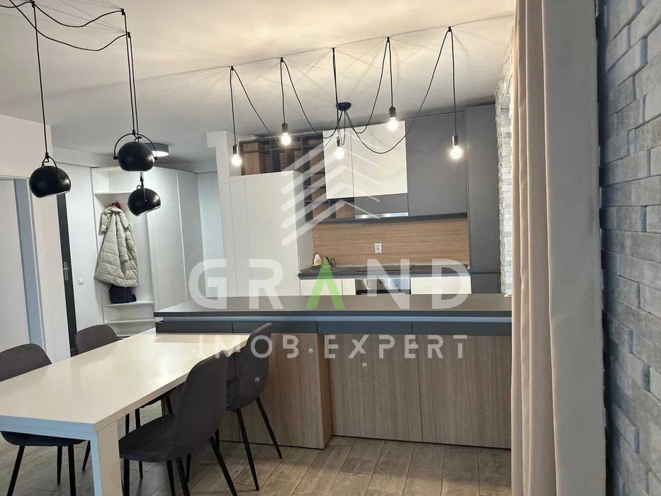 Ap 3 camere/ 2 BALCOANE / PARCARE SUBTERANA / zona Gheorgheni