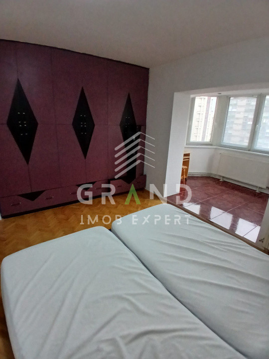 Ap 3 camere,3 BALCOANE,Zona Manastur/Bucegi