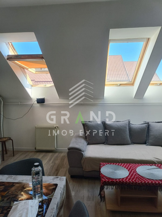 Apartament 2 camere la mansardă · Aer condiționat · Stradă liniștită în Florești