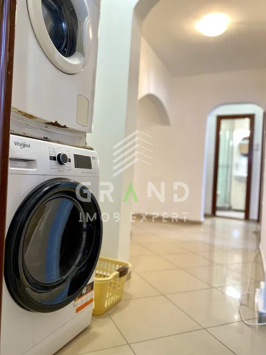 Cameră Decomandată în Apartament Compartimentat cu 4 camere in cartier– Mărăști