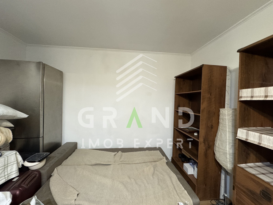 Cameră de închiriat | UMF | Str. Louis Pasteur / intersecție cu str. Viilor