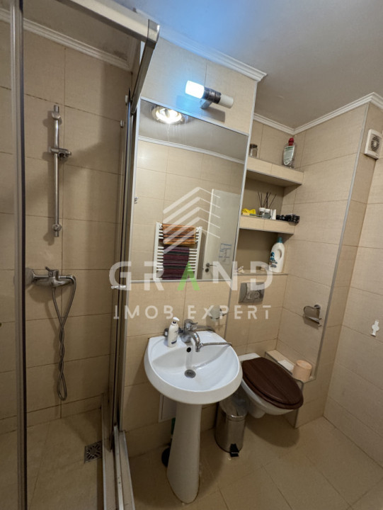 Cameră de închiriat | UMF | Str. Louis Pasteur / intersecție cu str. Viilor