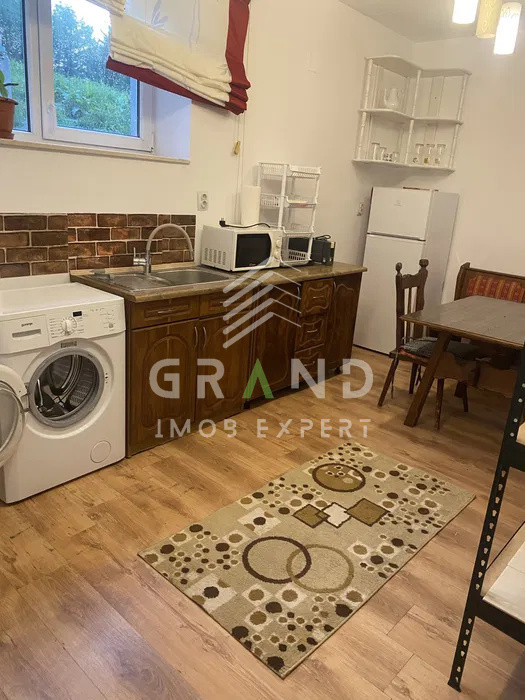 Chirie avantajoasa -Apartament 2 Camere la demisol | zonă de case – Calea Turzii