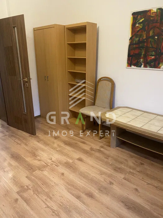 Chirie avantajoasa -Apartament 2 Camere la demisol | zonă de case – Calea Turzii