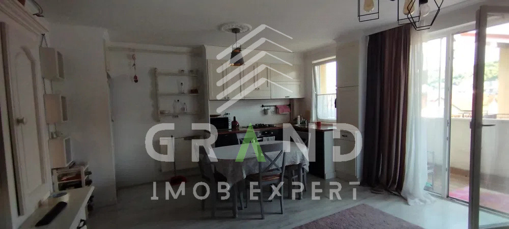 Chirie: Apartament 3 camere (68 mp) – Florești, parcare inclusă, complet mobilat