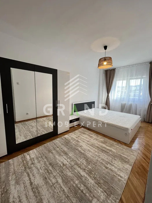 Ap 2 camere DECOMANDAT, BALCON, zona Manastur