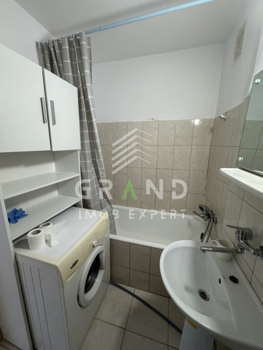 Garsoniera | BALCON | CENTRALA PROPRIE | PARCARE | Manastur/Mehedinti