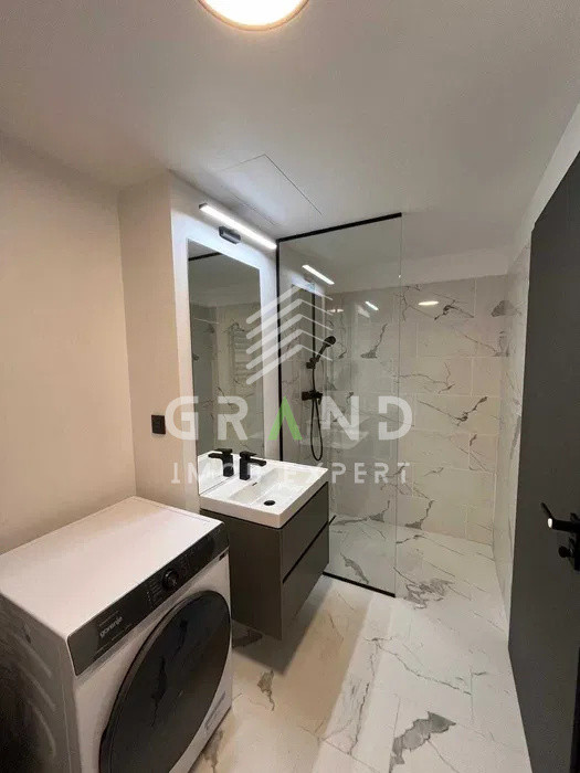 Ap 2 camere, BALCON, PARCARE SUBTERANA, zona Garii