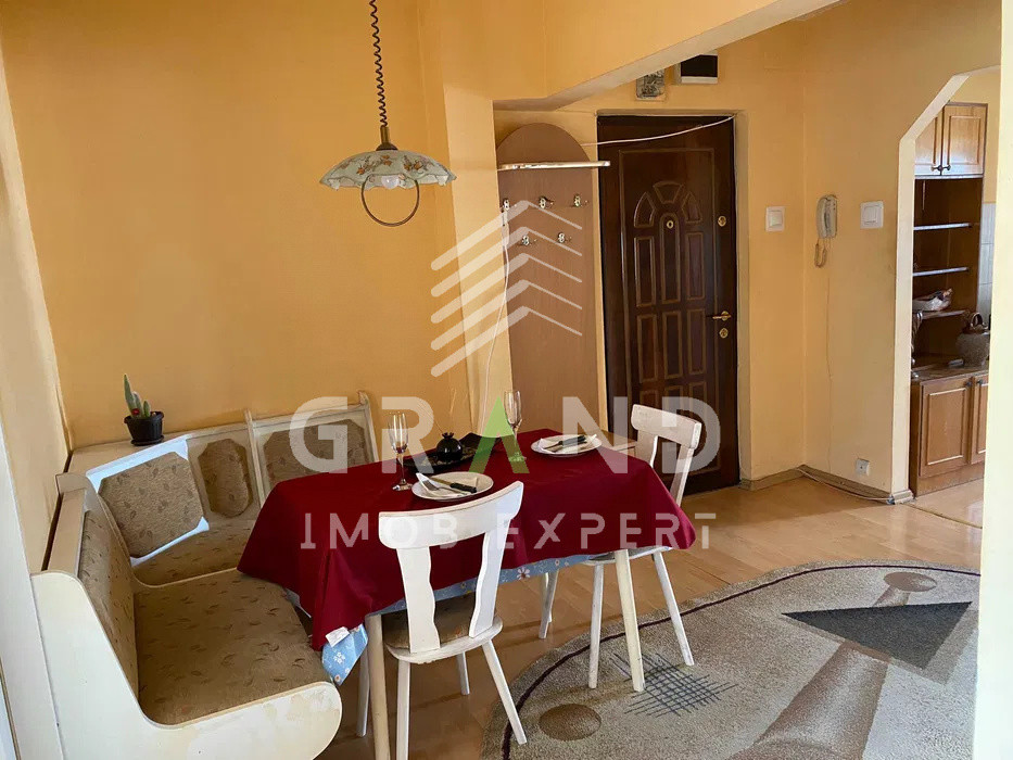 Ap 3 camere DECOMANDAT, BALCON, zona Manastur