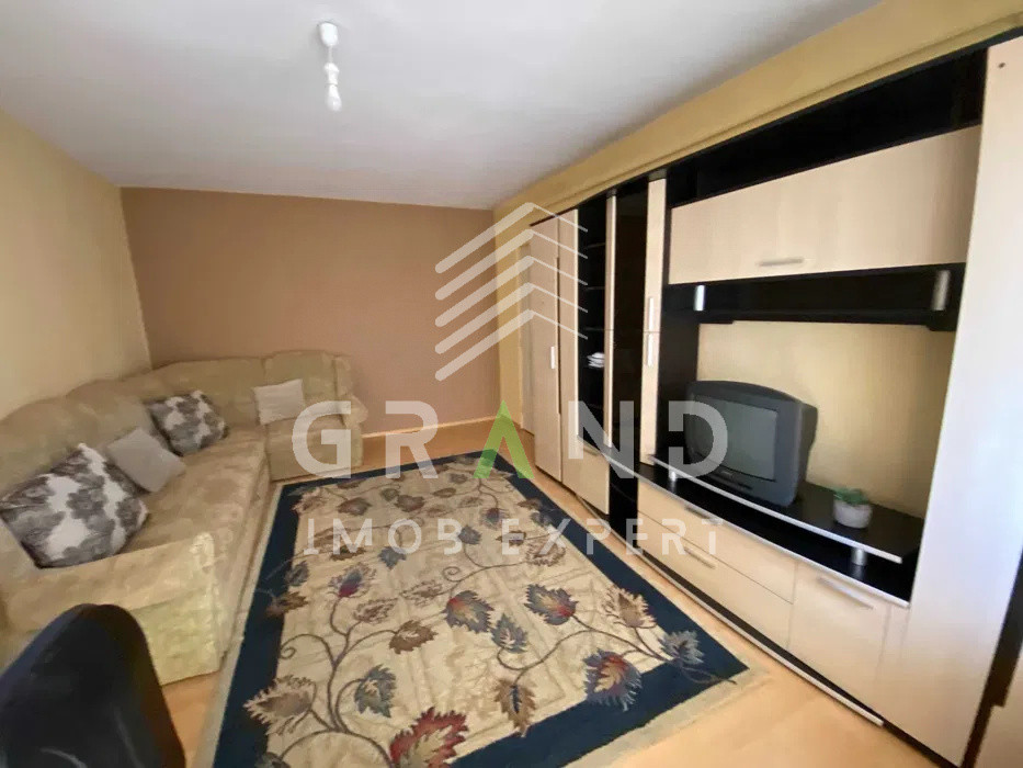 Ap 3 camere DECOMANDAT, BALCON, zona Manastur