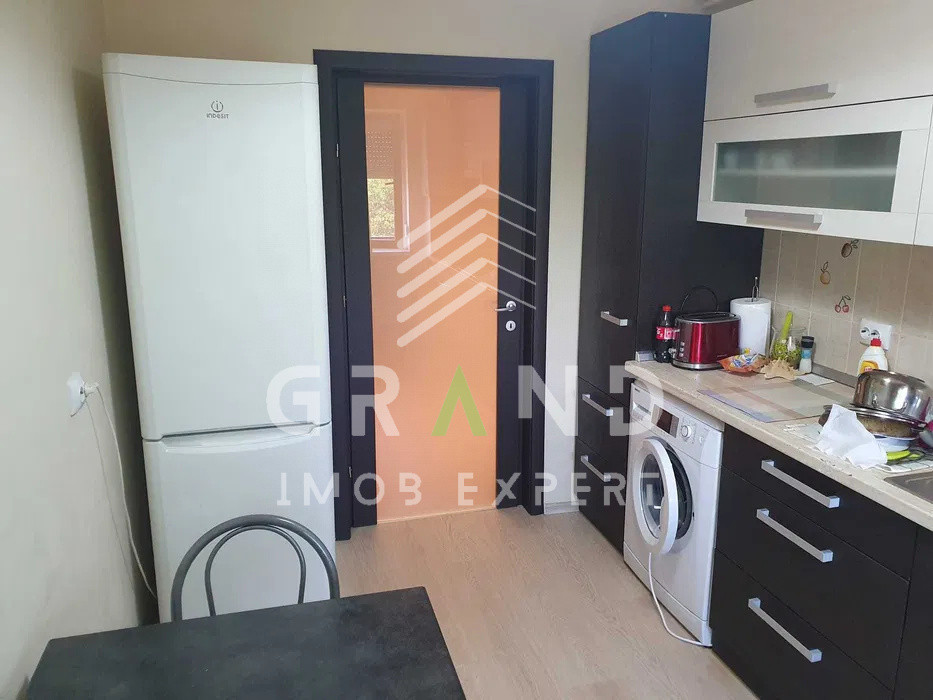 Ap 2 camere DECOMANDAT, BALCON, zona Calea Turzii